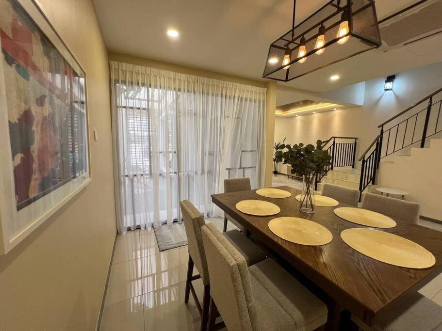 Rumah Saujana Klia Sepang Esterno foto